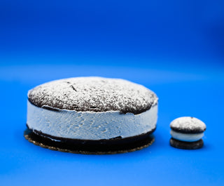 Fratelli's Famous GIANT 3LB 8” Whoopie Pie Cake