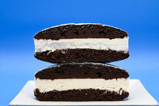 Fratelli's Famous GIANT 3LB 8” Whoopie Pie Cake