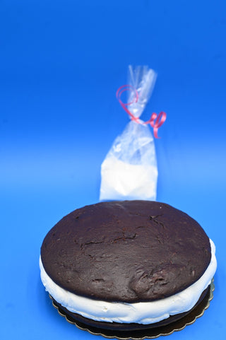 Fratelli's Famous GIANT 3LB 8” Whoopie Pie Cake