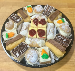 Mini-Pastry Trays
